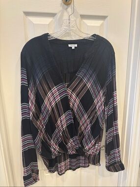 Splendid Plaid Wrap Front Blouse Black Pink Long Sleeve Size M Soft Flowy